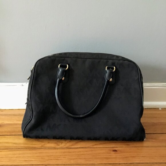 Michael Kors Charlotte Black Signature Logo Satchel Handbag Purse - Picture 1 of 11